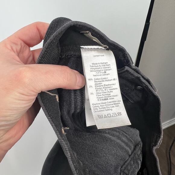 Madewell Mid-Rise Kick Out Jeans in Starkey Wash - Picture 9 of 10